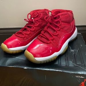 Air Jordan retro 11 size 7Y